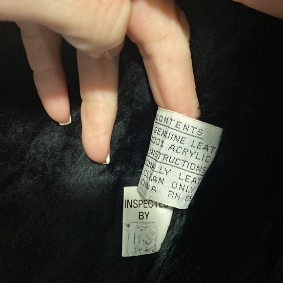 NWT Vintage Albert Duke Women’s 100% Leather Fur Lined Button Up Jacket | Large - Picture 4 of 9